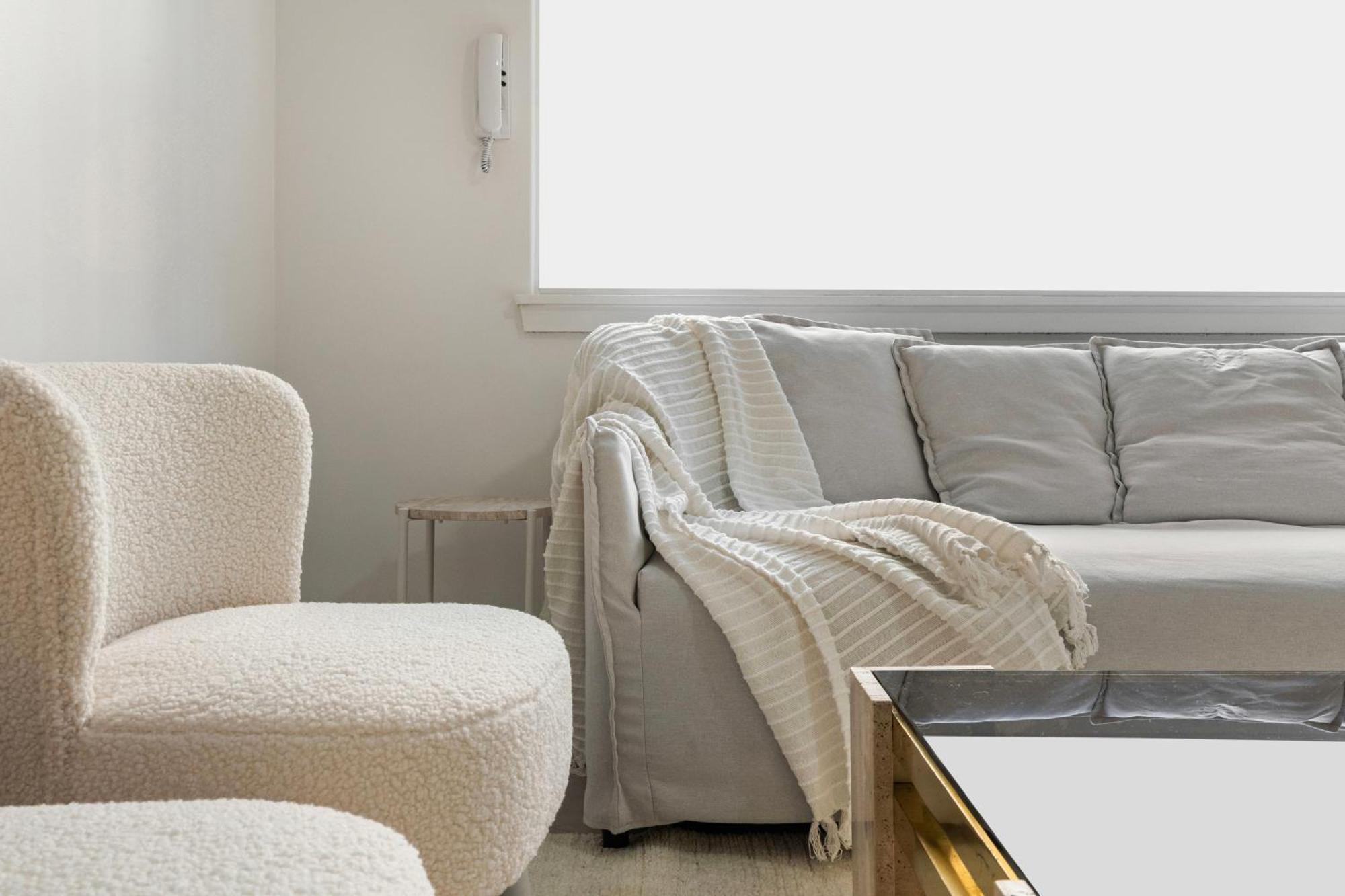 Modern 2-bed With Parking Near Bondi Beach