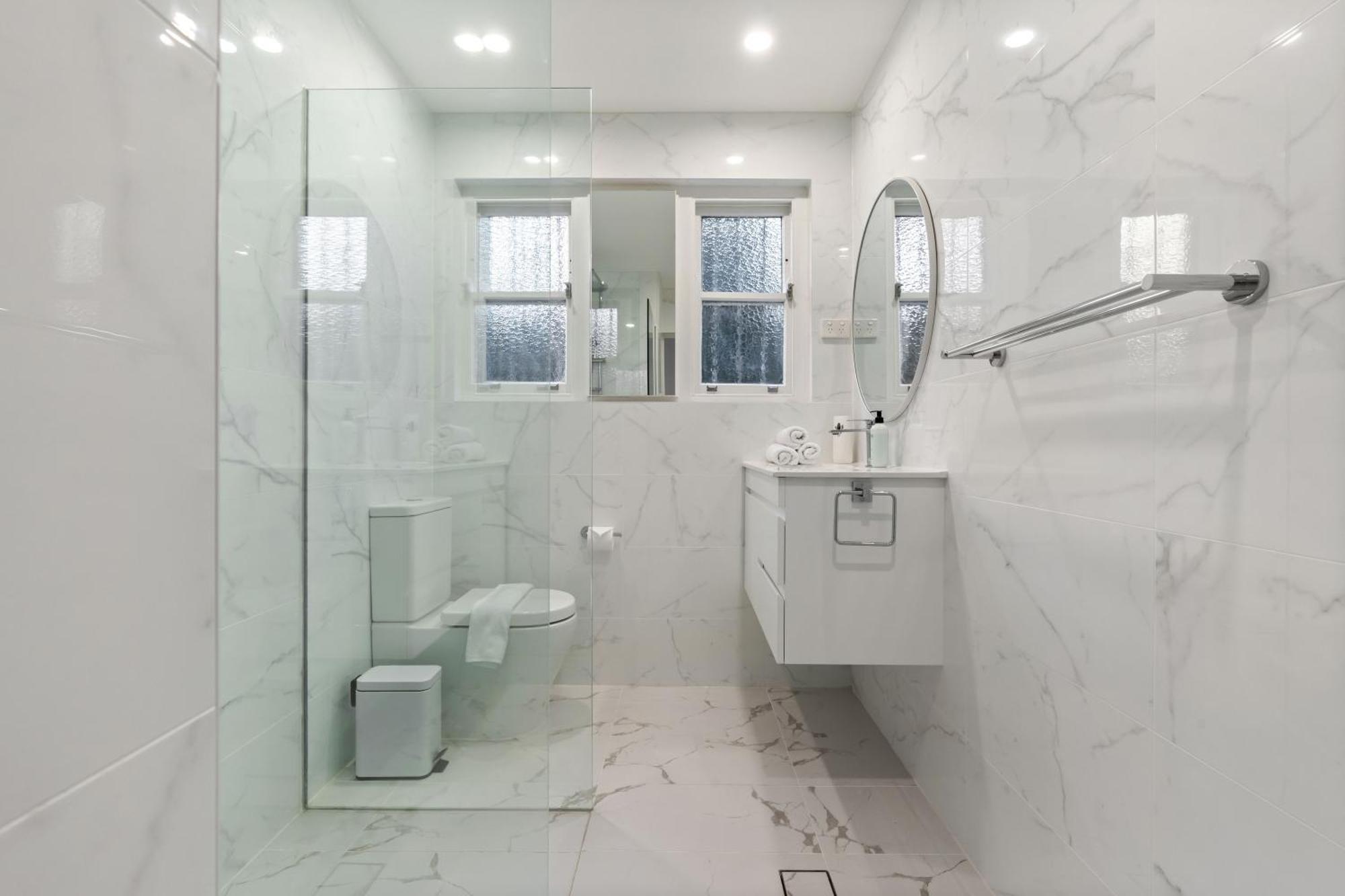 Modern 2-bed With Parking Near Bondi Beach * Sydney